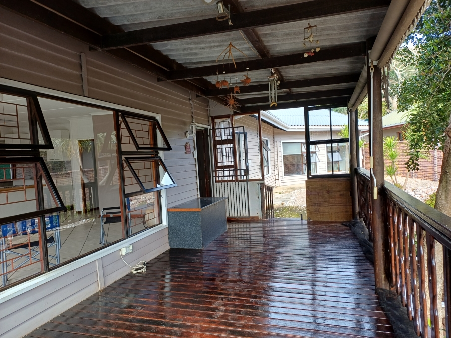 5 Bedroom Property for Sale in The Village Western Cape